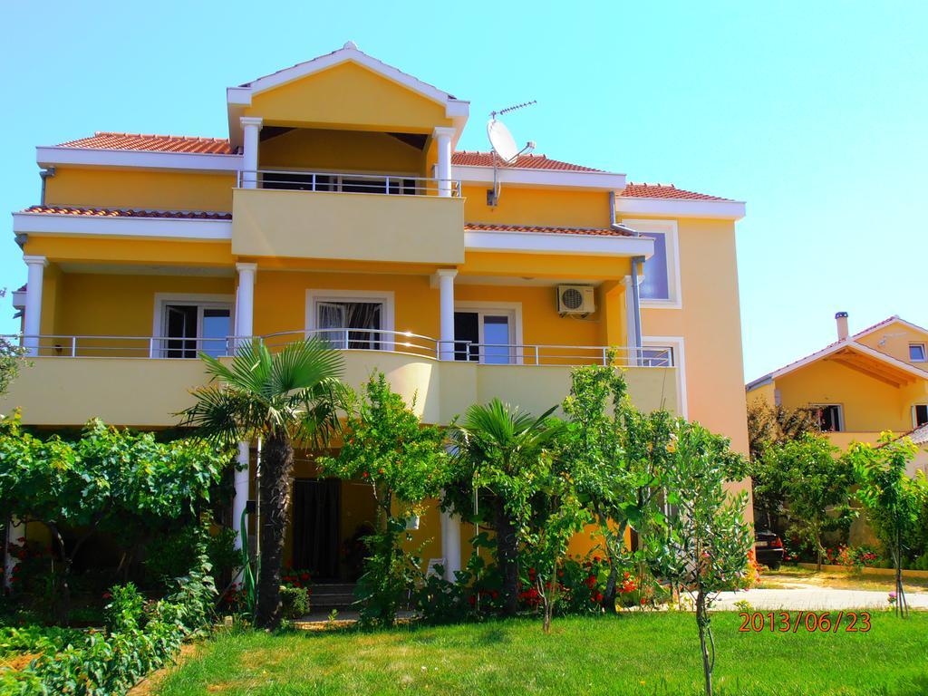 Apartmani Marino Privlaka  Exterior foto