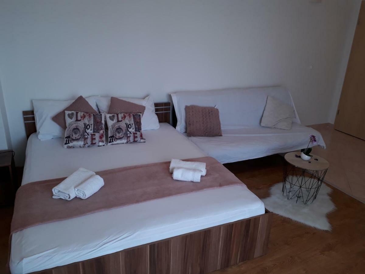 Apartmani Marino Privlaka  Exterior foto