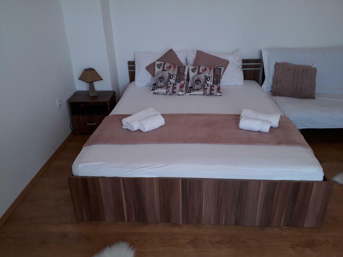 Apartmani Marino Privlaka  Exterior foto